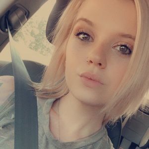 Meet your Posher, Kaleigh